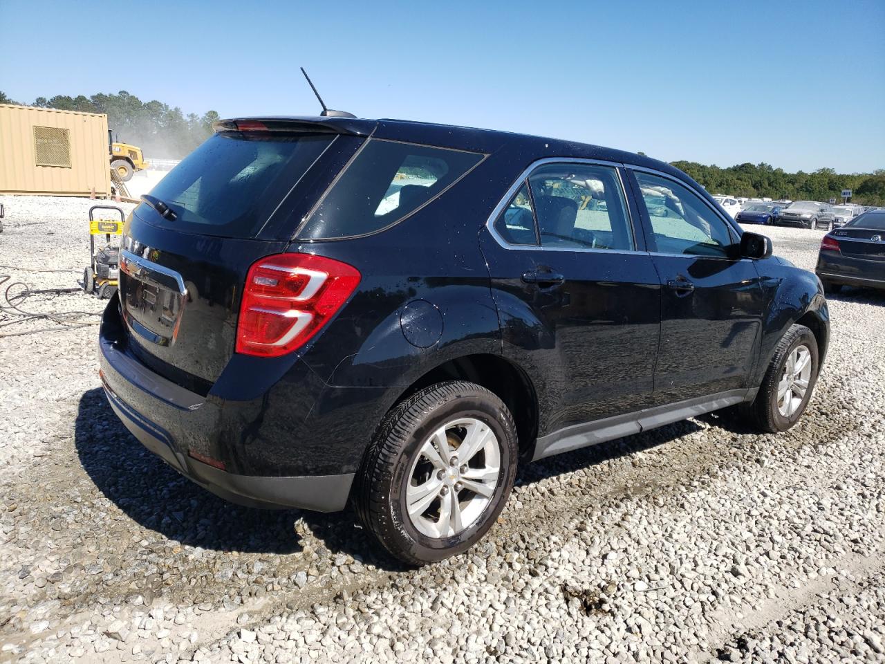 2017 Chevrolet Equinox - Image 3