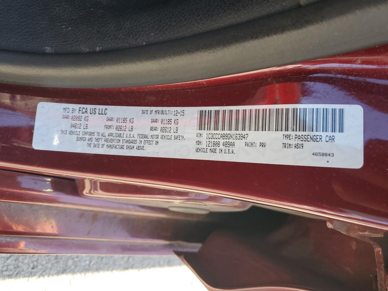 2016 Chrysler 200 - Image 12