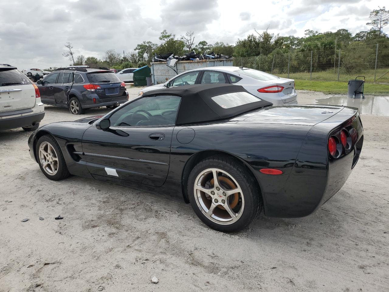 2002 Chevrolet Corvette - Image 2