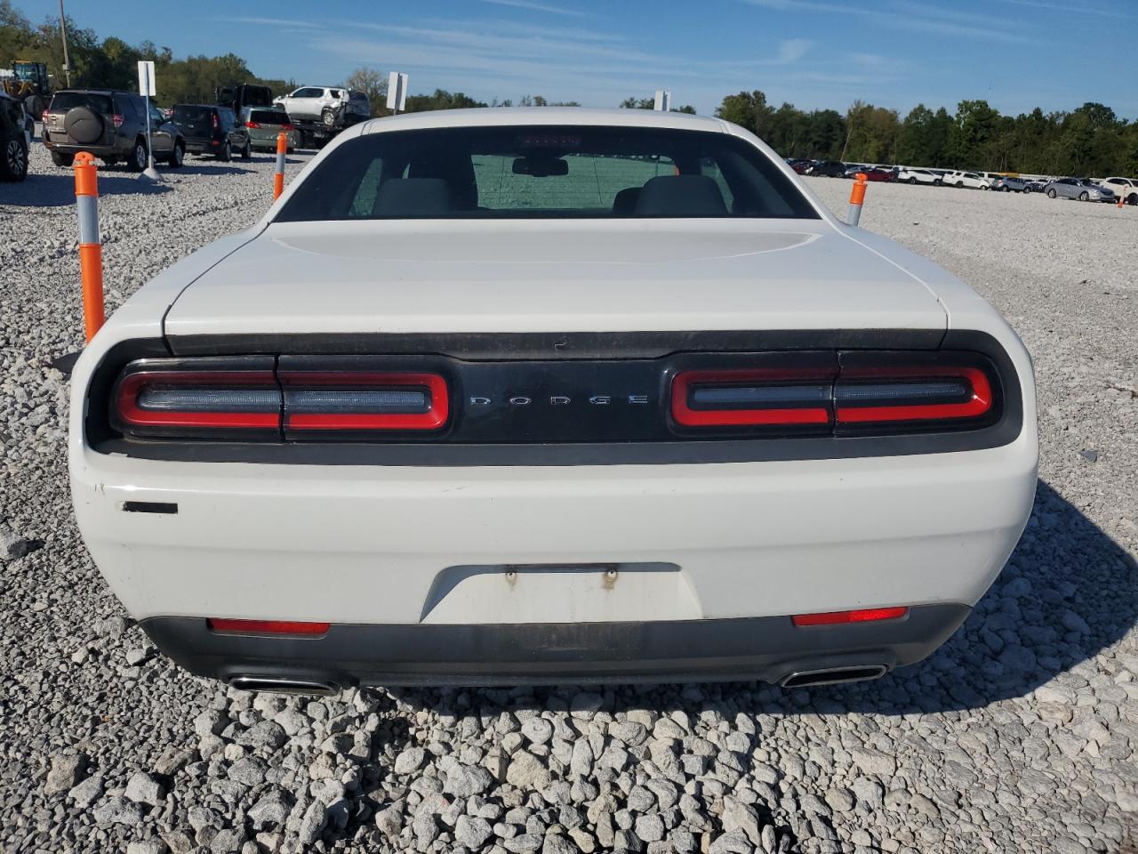 2C3CDZAG4GH285104 2016 Dodge Challenger Sxt