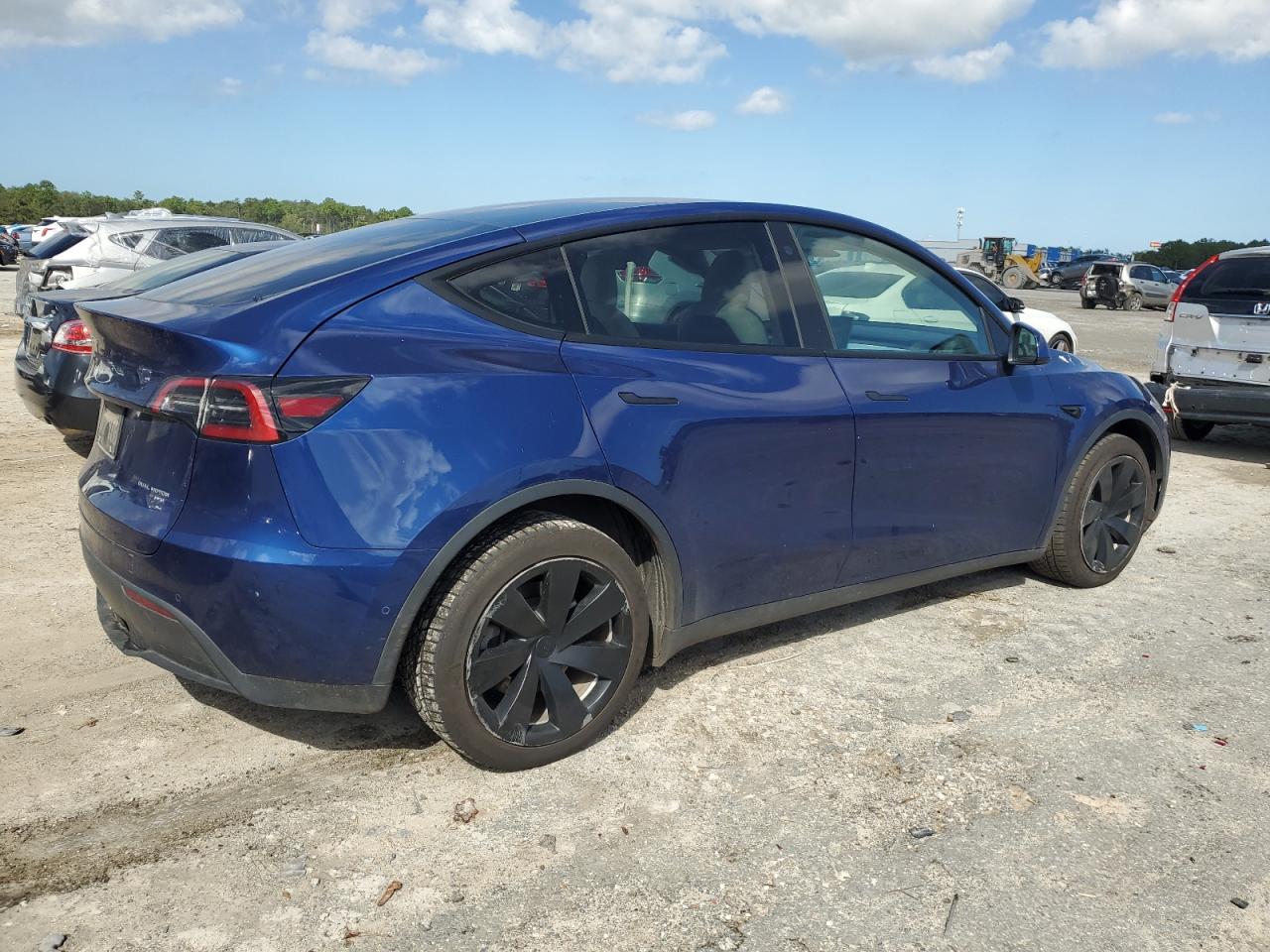 5YJYGAEE9MF201220 2021 Tesla Model Y