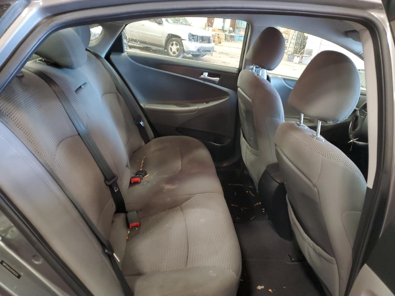 2012 Hyundai Sonata - Image 10