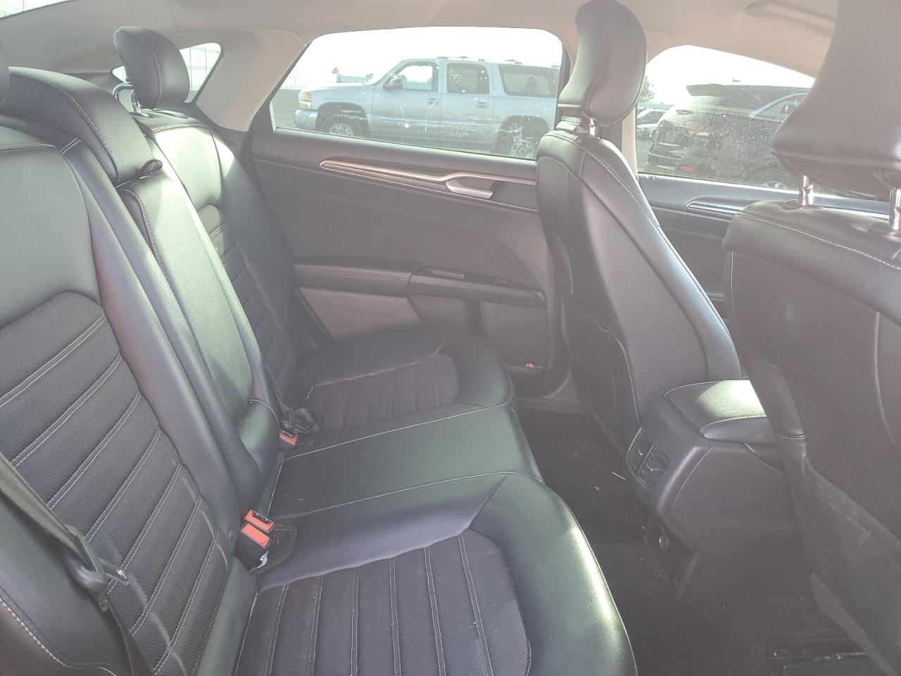 2017 Ford Fusion - Image 10