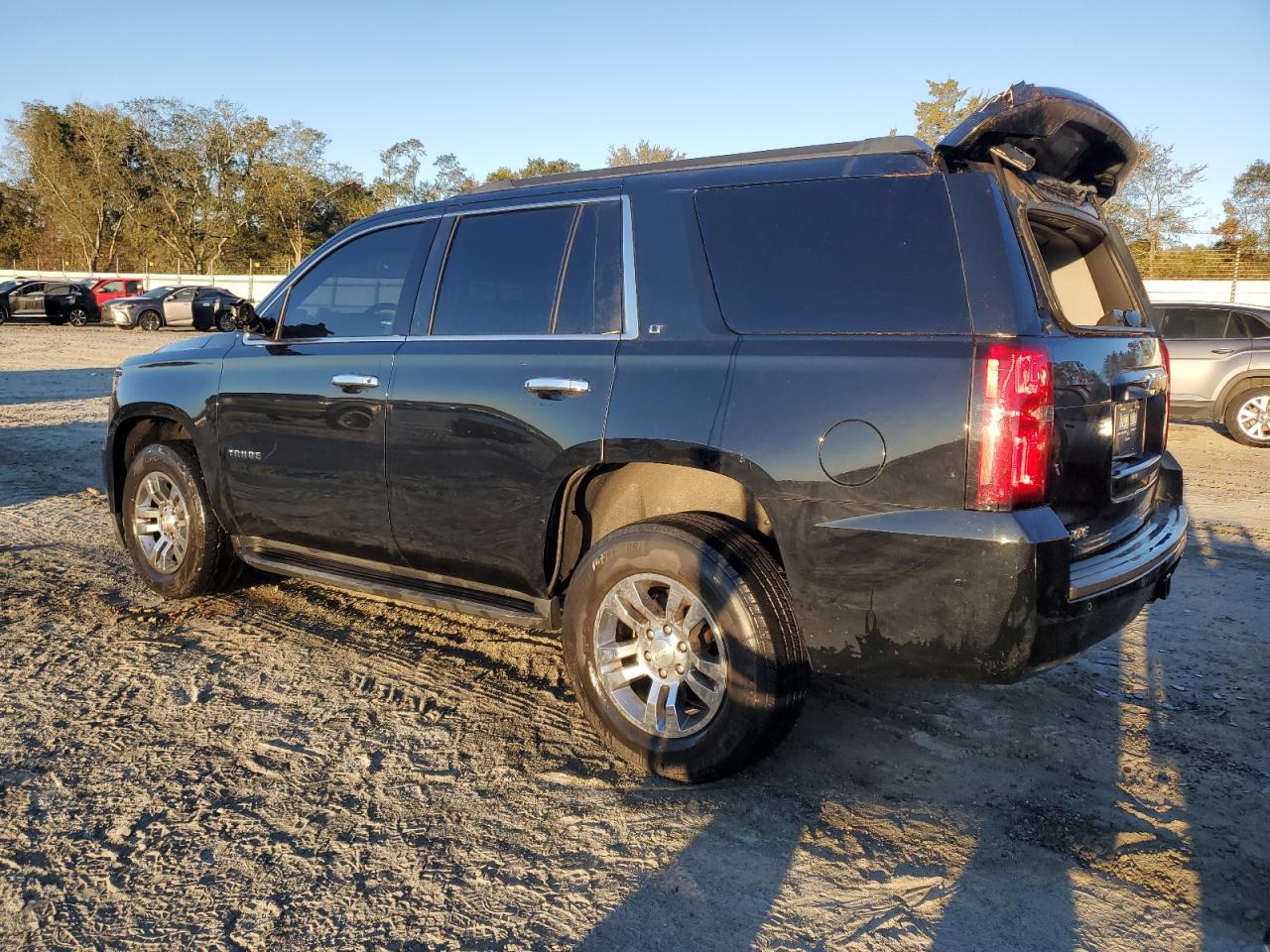 2015 Chevrolet Tahoe - Image 2
