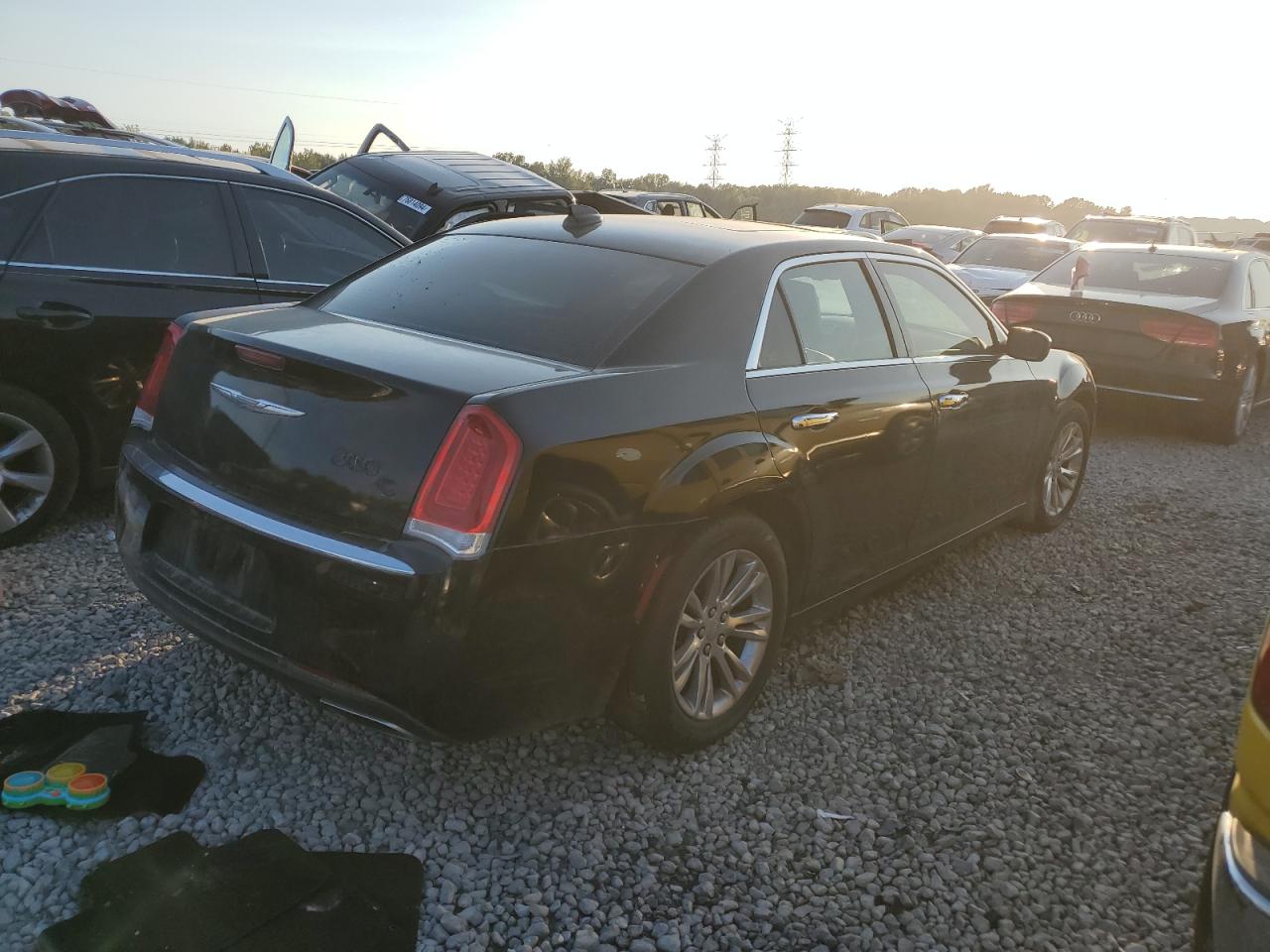 2016 Chrysler 300 - Image 3