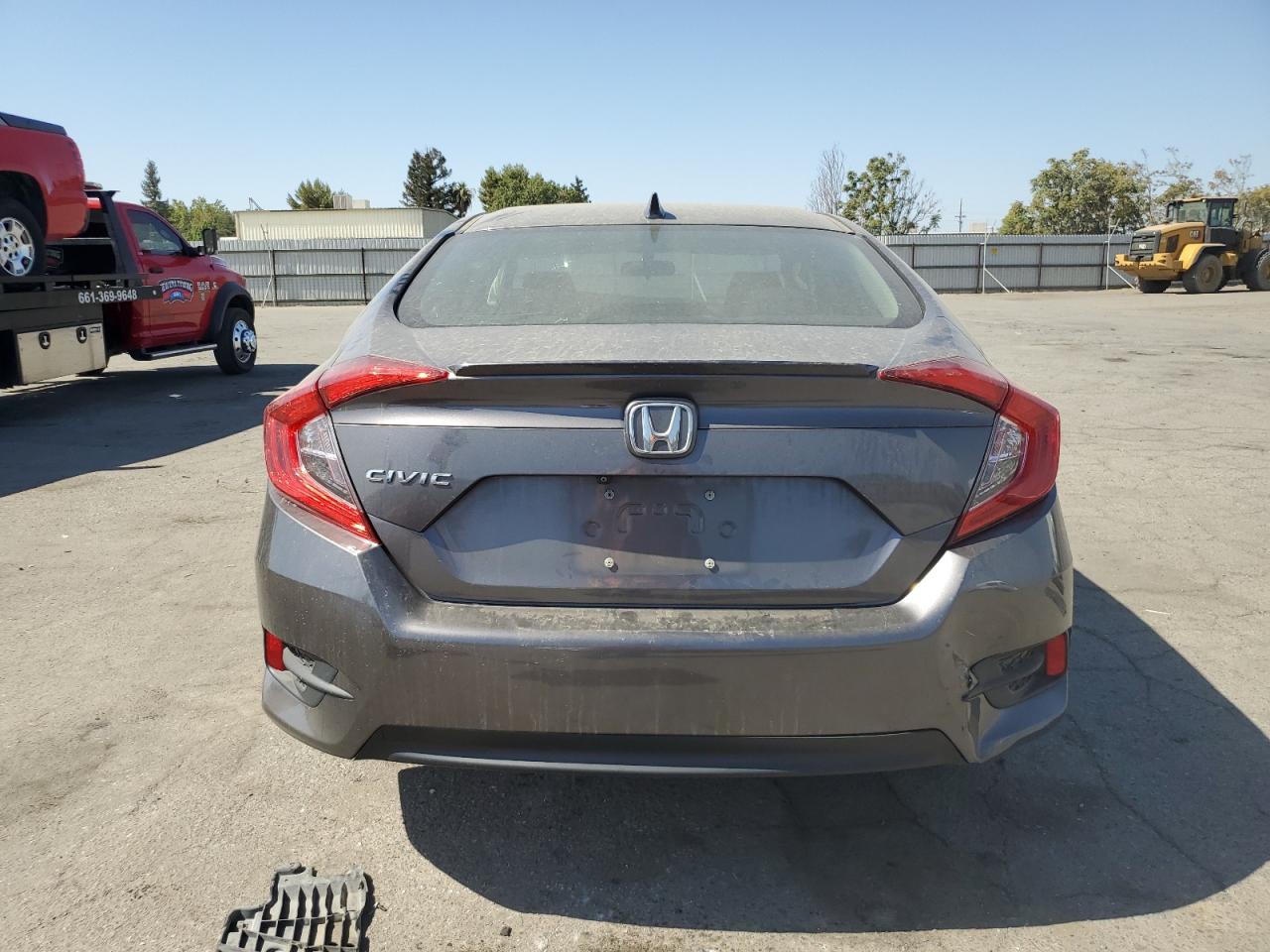 JHMFC1F39JX039105 2018 Honda Civic Ex