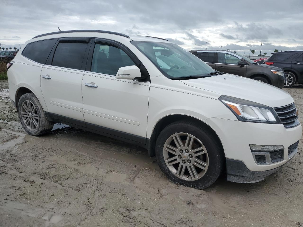 2013 Chevrolet Traverse - Image 4