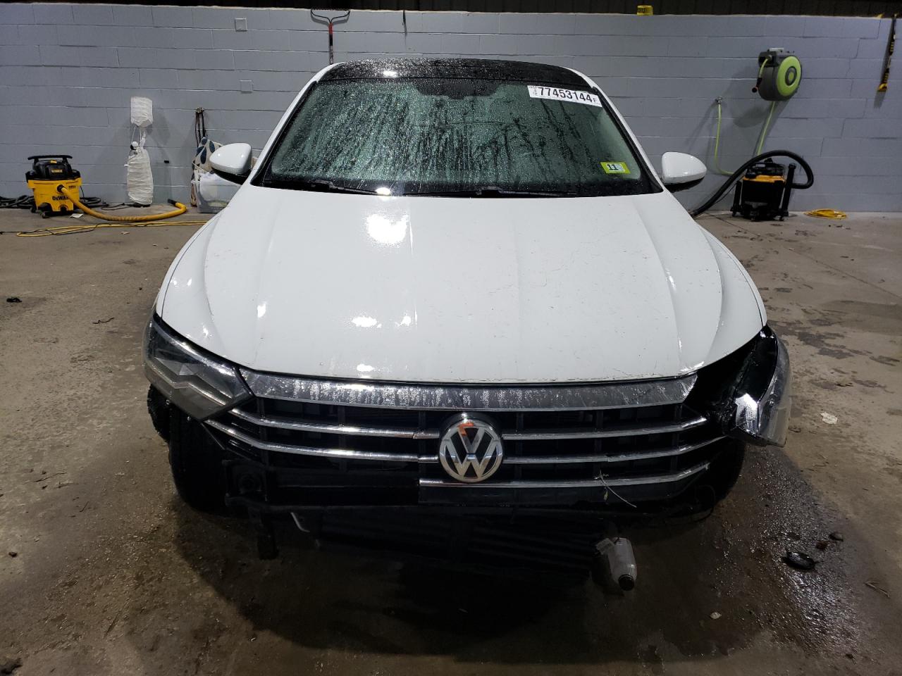 2019 Volkswagen Jetta - Image 5
