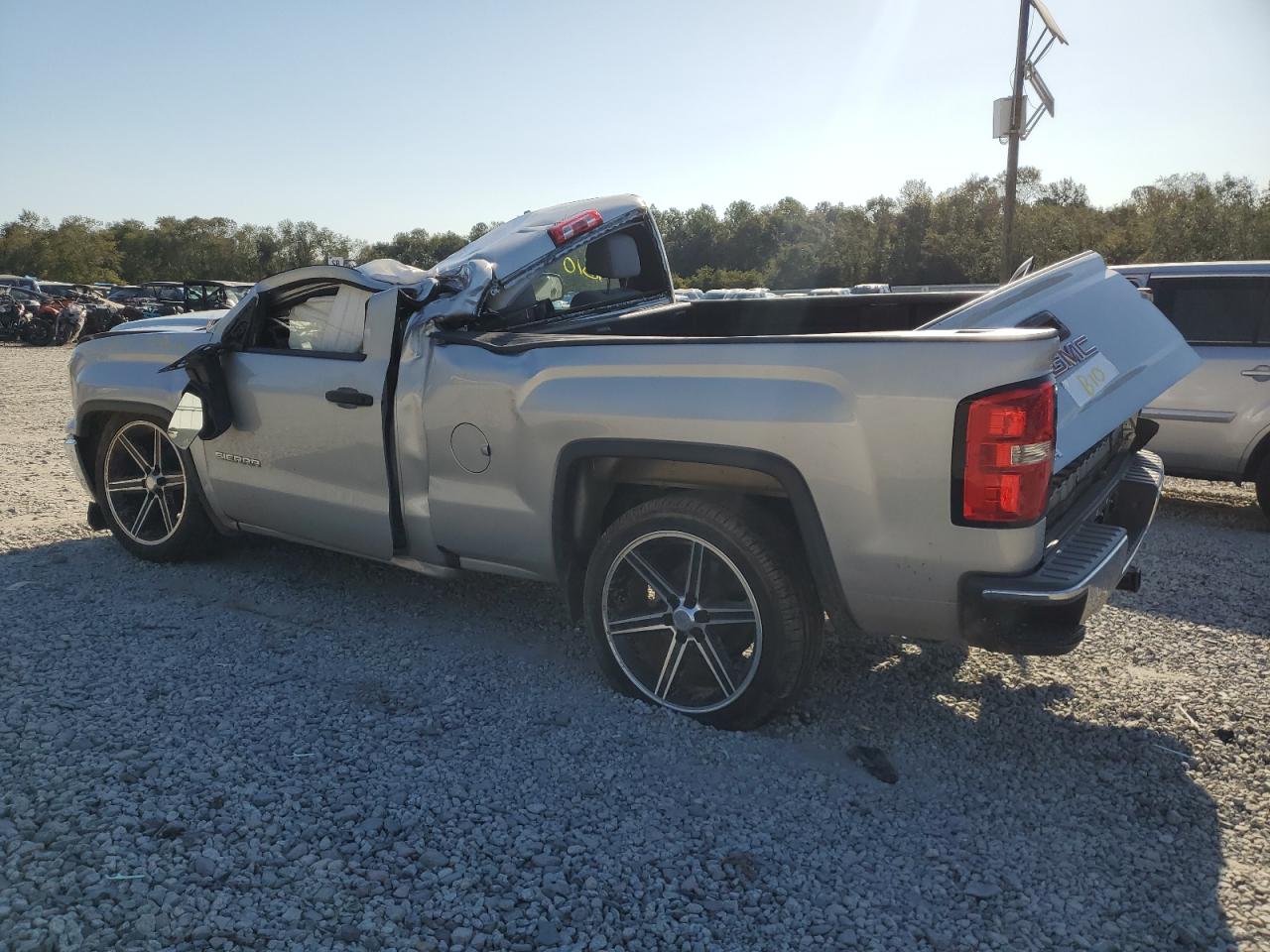 2017 GMC Sierra - Image 2
