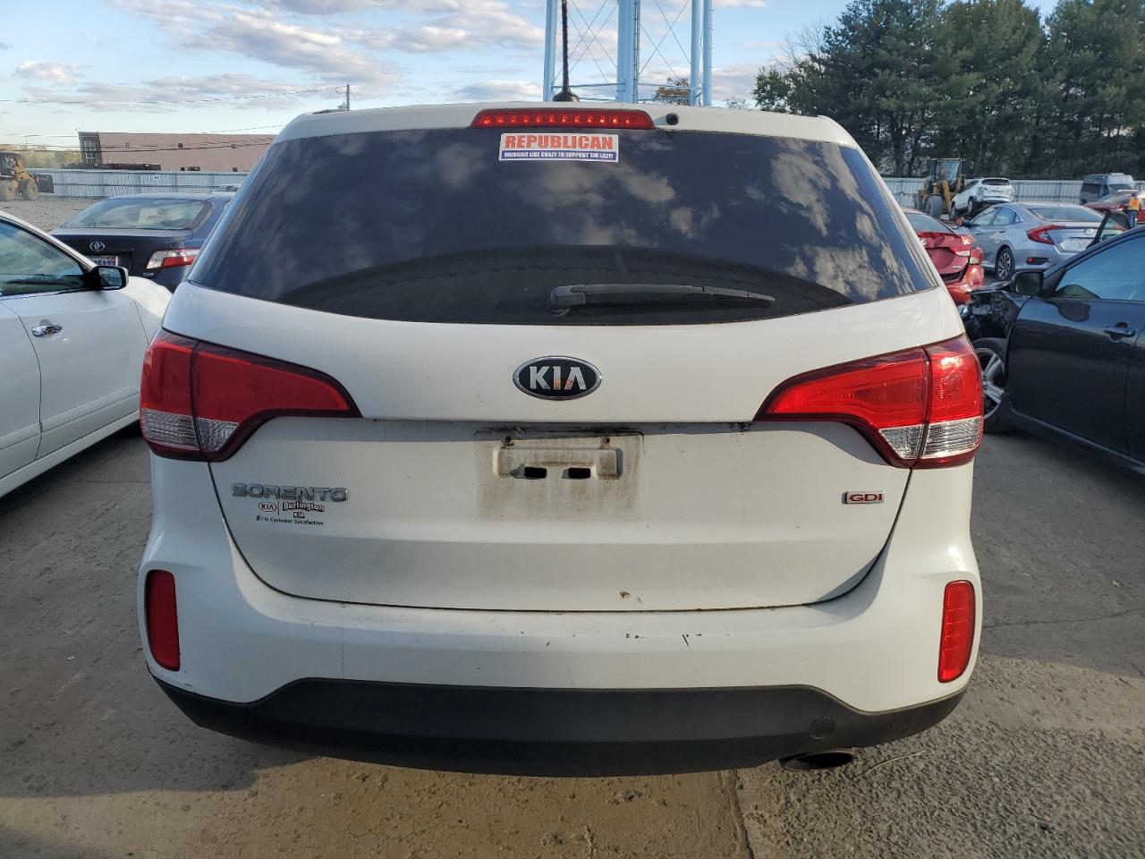 2015 Kia Sorento Lx VIN: 5XYKT3A68FG642554 Lot: 76017894