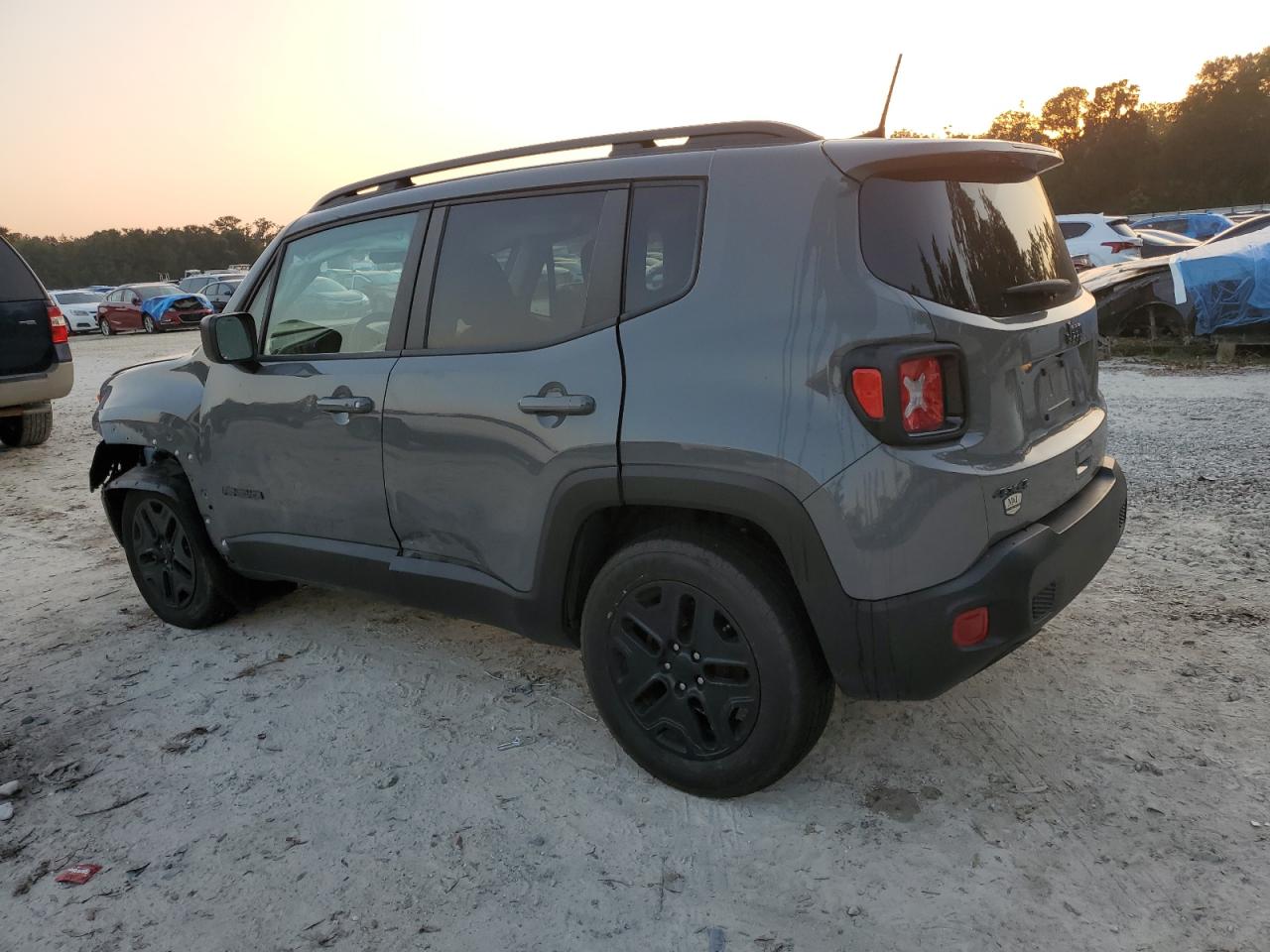 2020 Jeep Renegade - Image 2