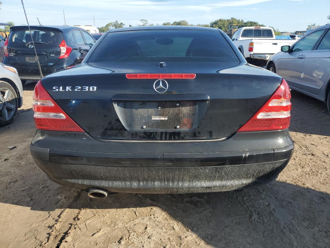 WDBKK49F83F277769 2003 Mercedes-Benz Slk 230 Kompressor