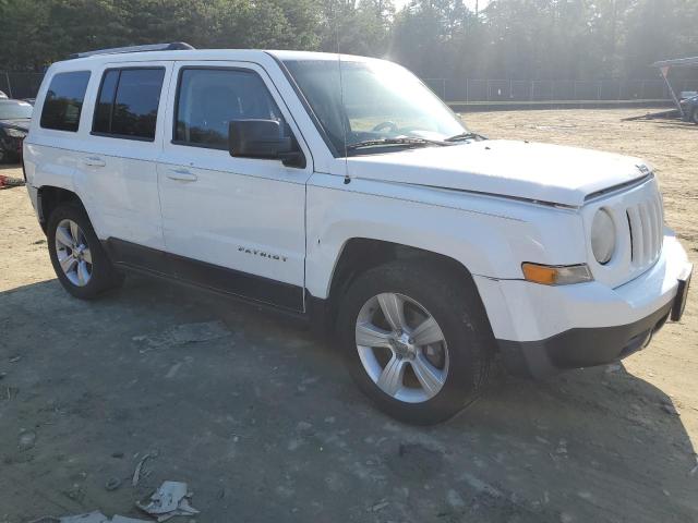 Паркетники JEEP PATRIOT 2014 Білий