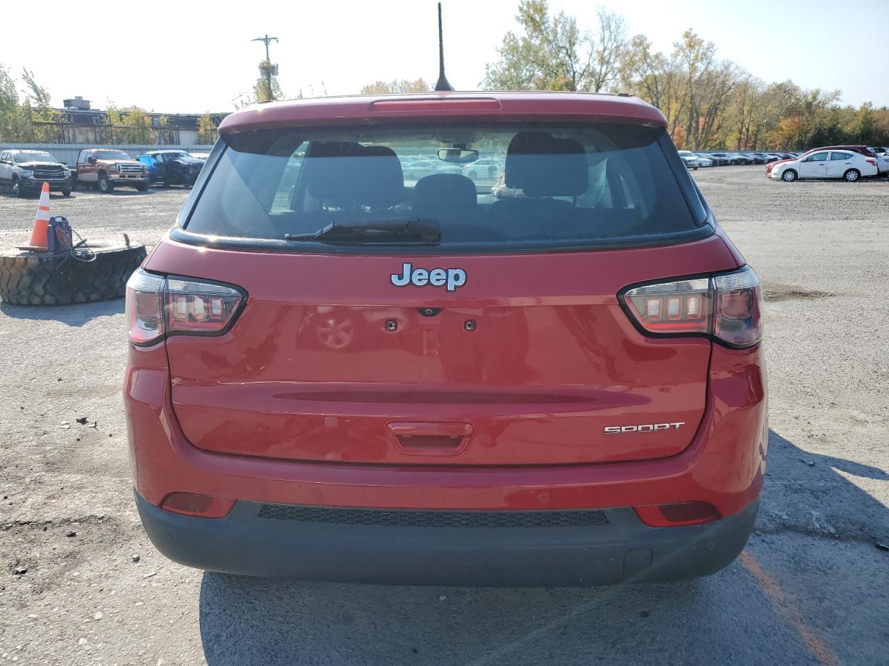 3C4NJCAB0JT148934 2018 Jeep Compass Sport