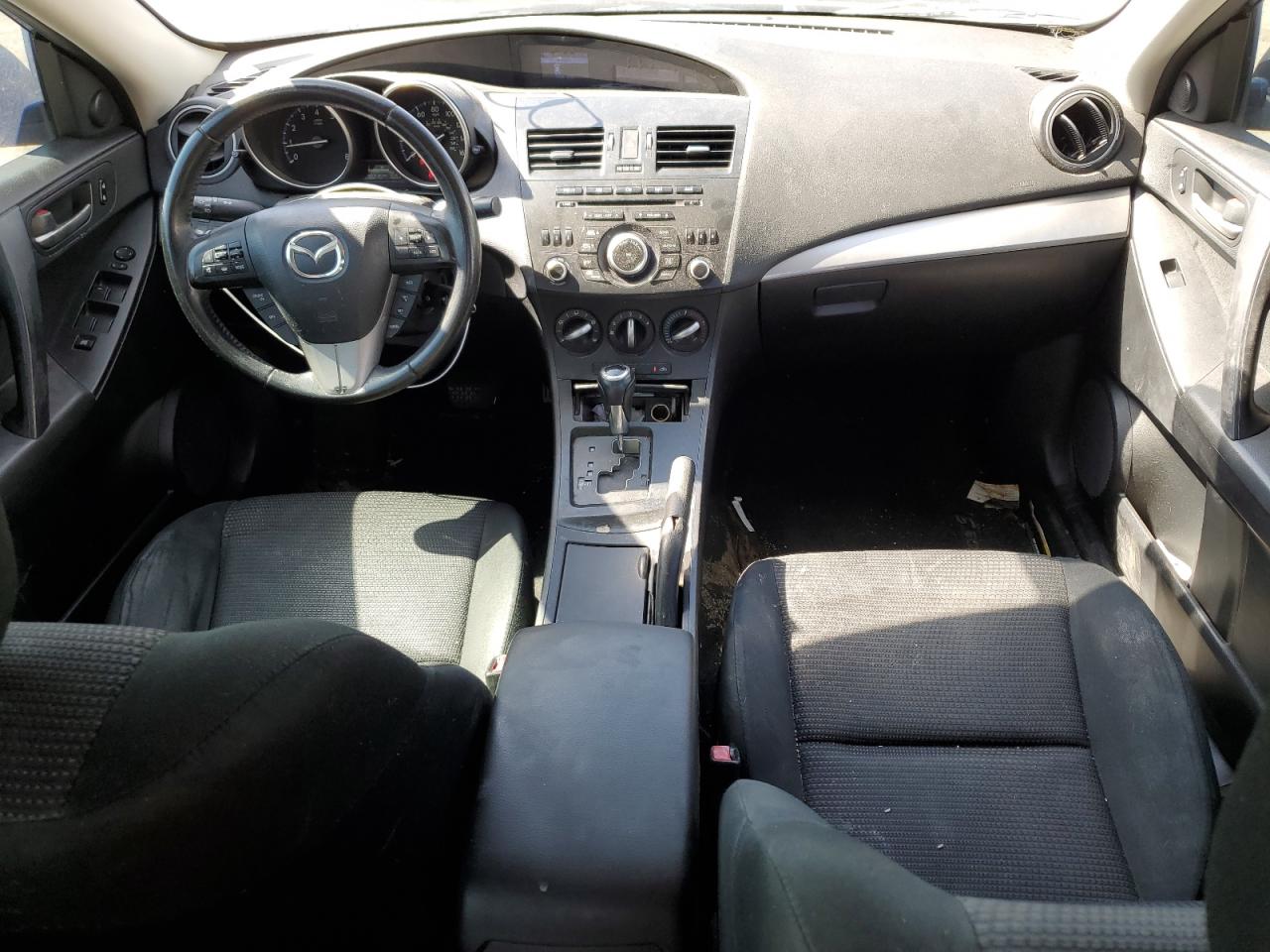 2012 Mazda 3 - Image 8