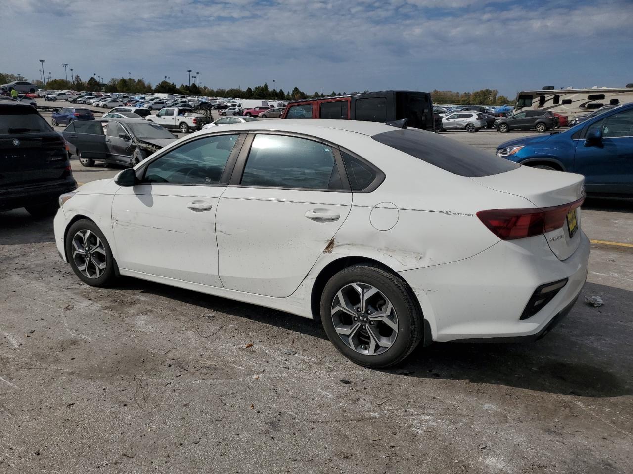 2019 Kia Forte - Image 2
