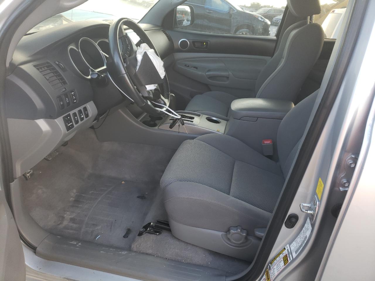 2011 Toyota Tacoma - Image 7