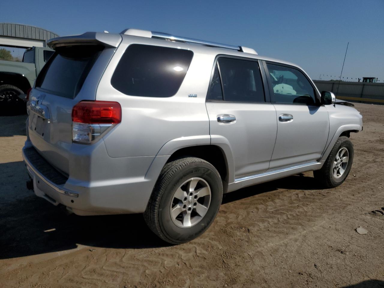 2010 Toyota 4Runner - Image 3