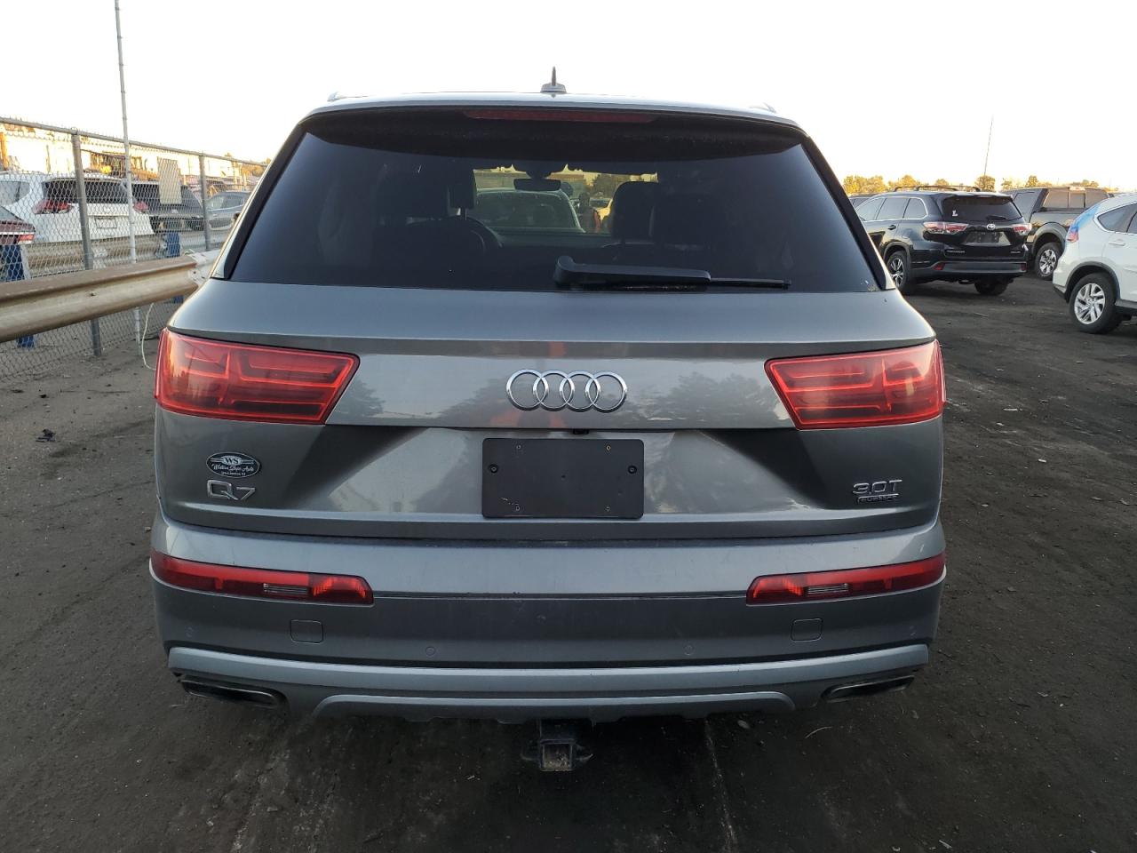 2017 Audi Q7 Premium Plus VIN: WA1LAAF71HD034158 Lot: 77035594