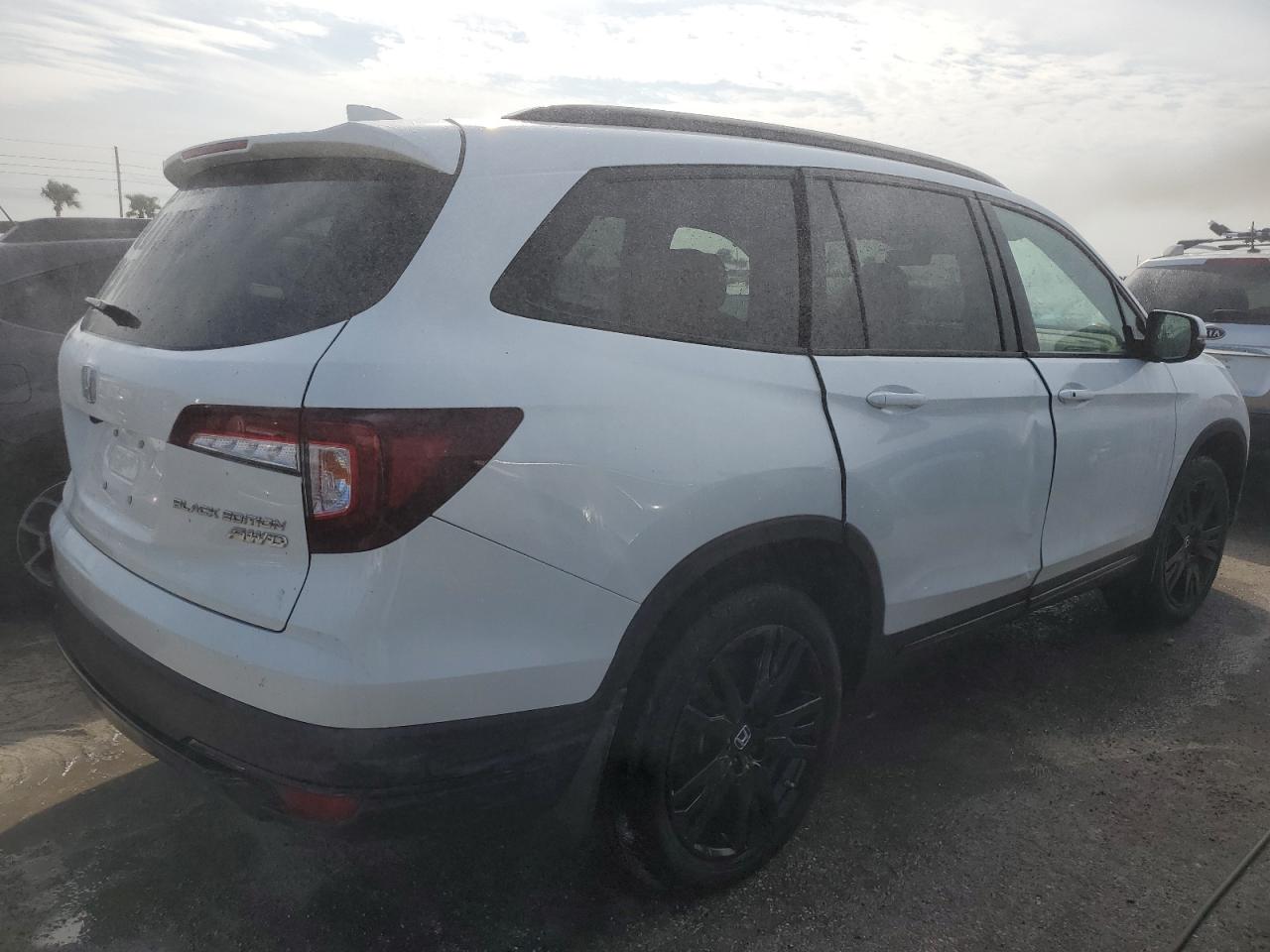 2022 Honda Pilot - Image 3