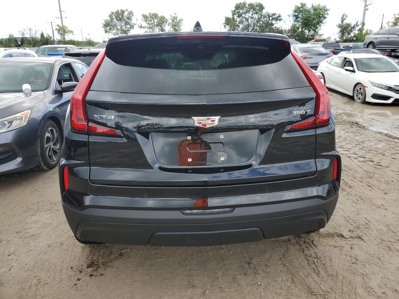 2024 Cadillac Xt4 Luxury VIN: 1GYAZAR43RF115542 Lot: 73948144