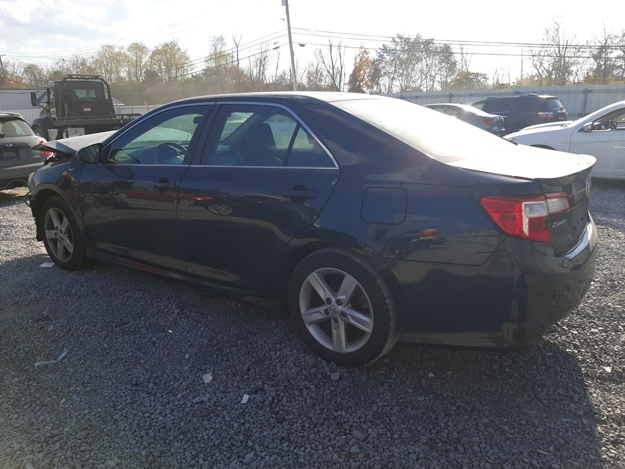 2014 Toyota Camry - Image 2