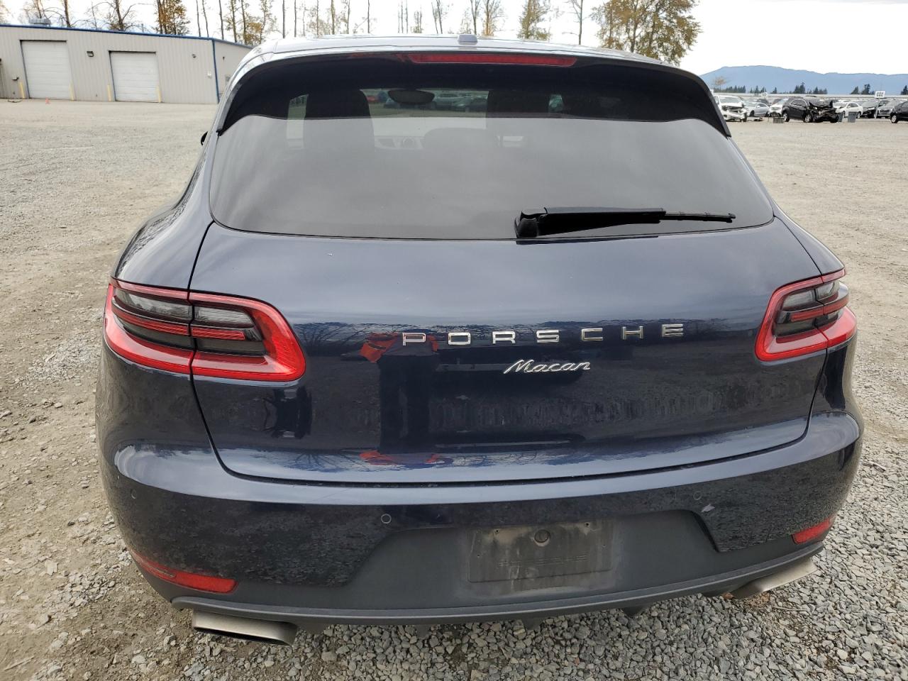 2018 Porsche Macan VIN: WP1AA2A55JLB03985 Lot: 75537914