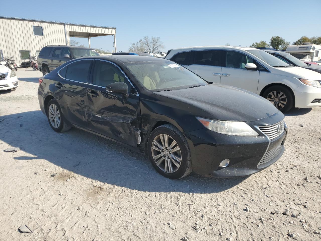 2013 Lexus ES - Image 4