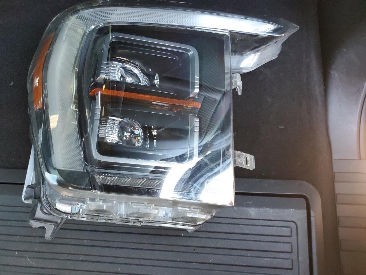 2022 Ford F-150 - Image 12