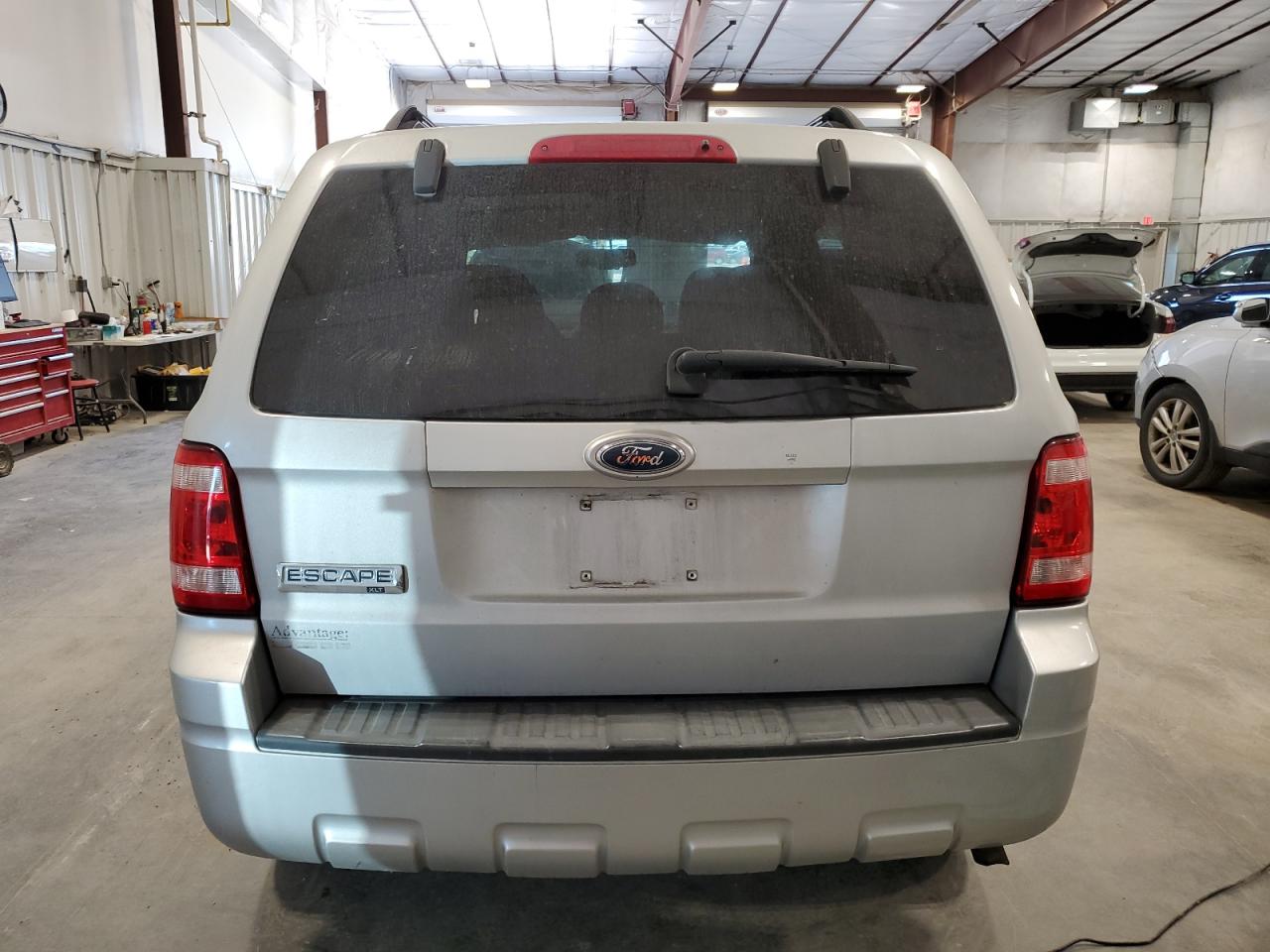 2009 Ford Escape Xlt VIN: 1FMCU03729KB10359 Lot: 72704664