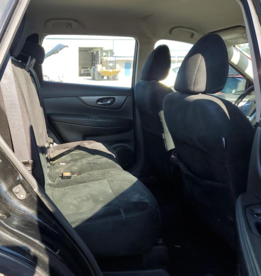 2016 Nissan Rogue - Image 11