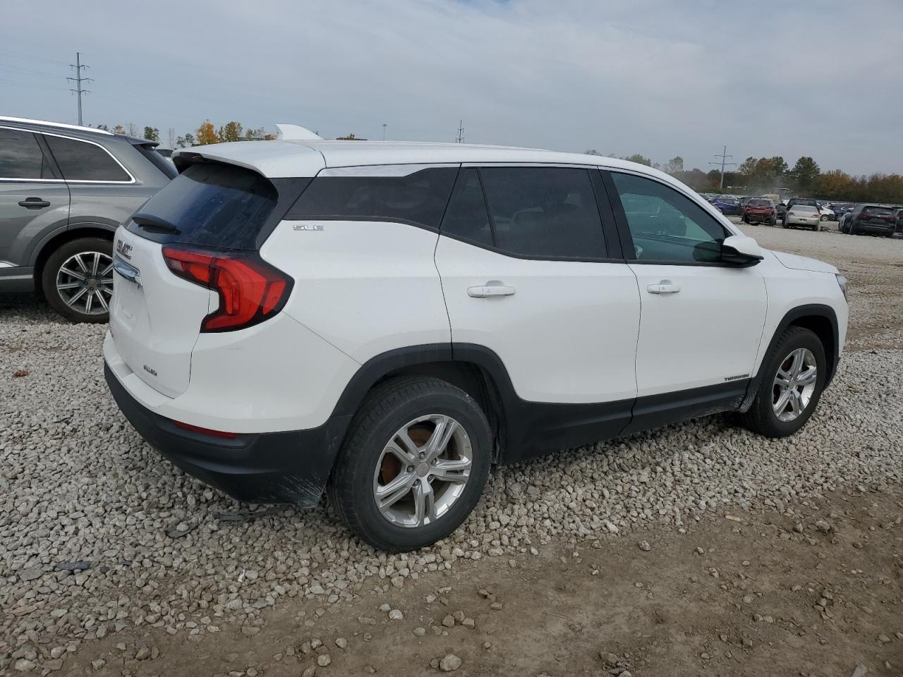 VIN 3GKALTEV8KL116655 2019 GMC TERRAIN no.3