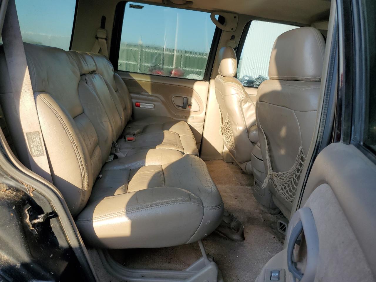 1997 GMC Yukon VIN: 1GKEK13R4VJ752757 Lot: 75574214