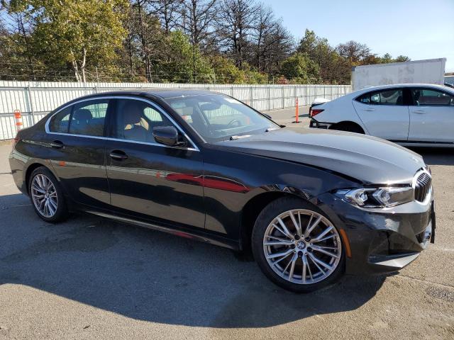 3MW89FF00R8E32705 BMW 3 Series 330XI 4