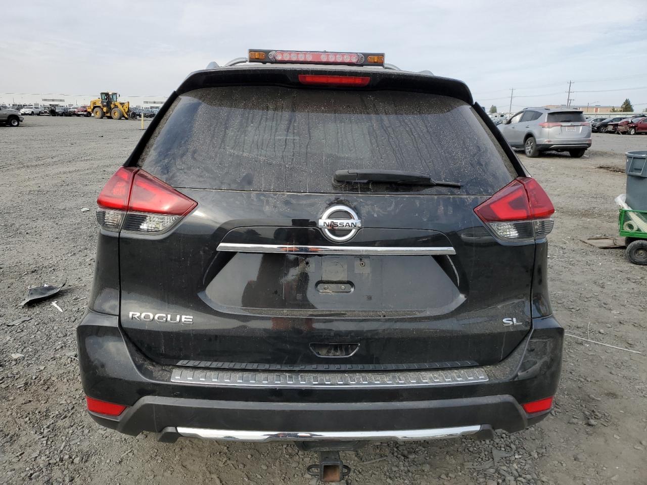 JN8AT2MT1JW488602 2018 Nissan Rogue S