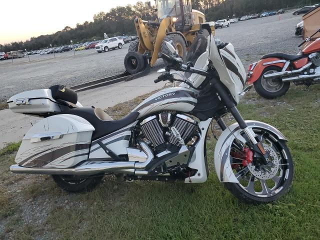 2017 Victory Motorcycles Magnum X-1