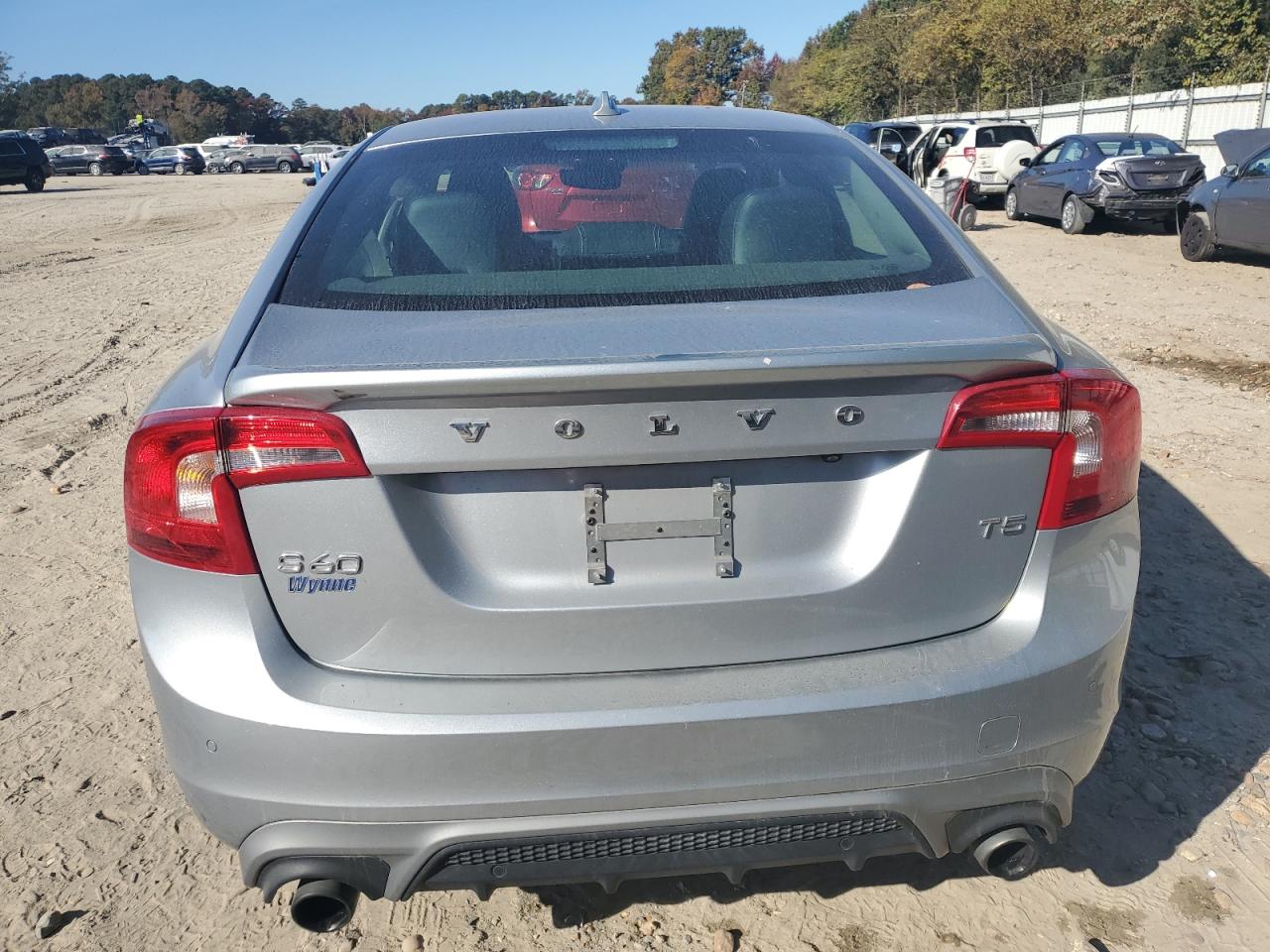 2017 Volvo S60 VIN: YV126MFLXH2440821 Lot: 78192604