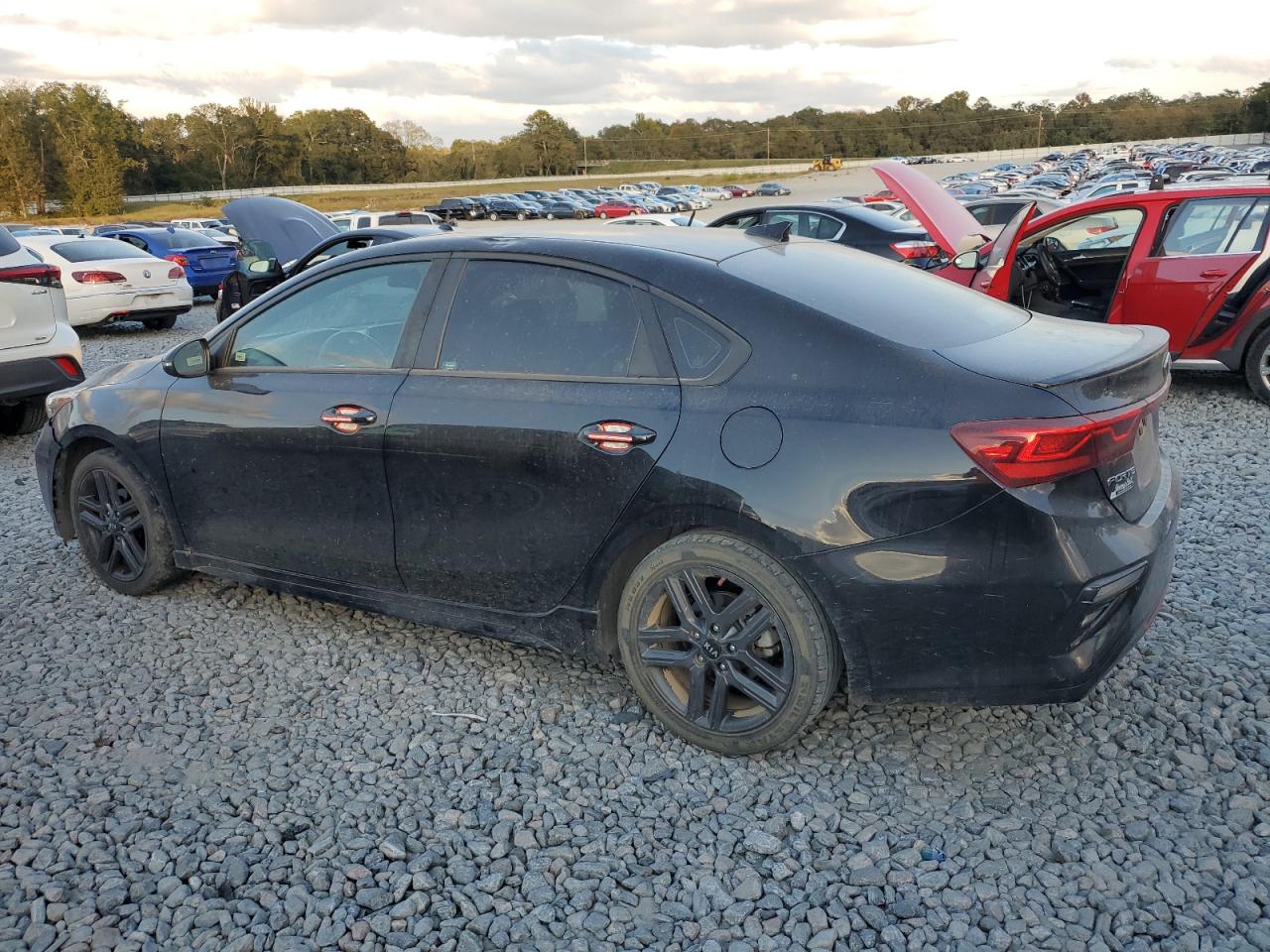 2020 Kia Forte - Image 2