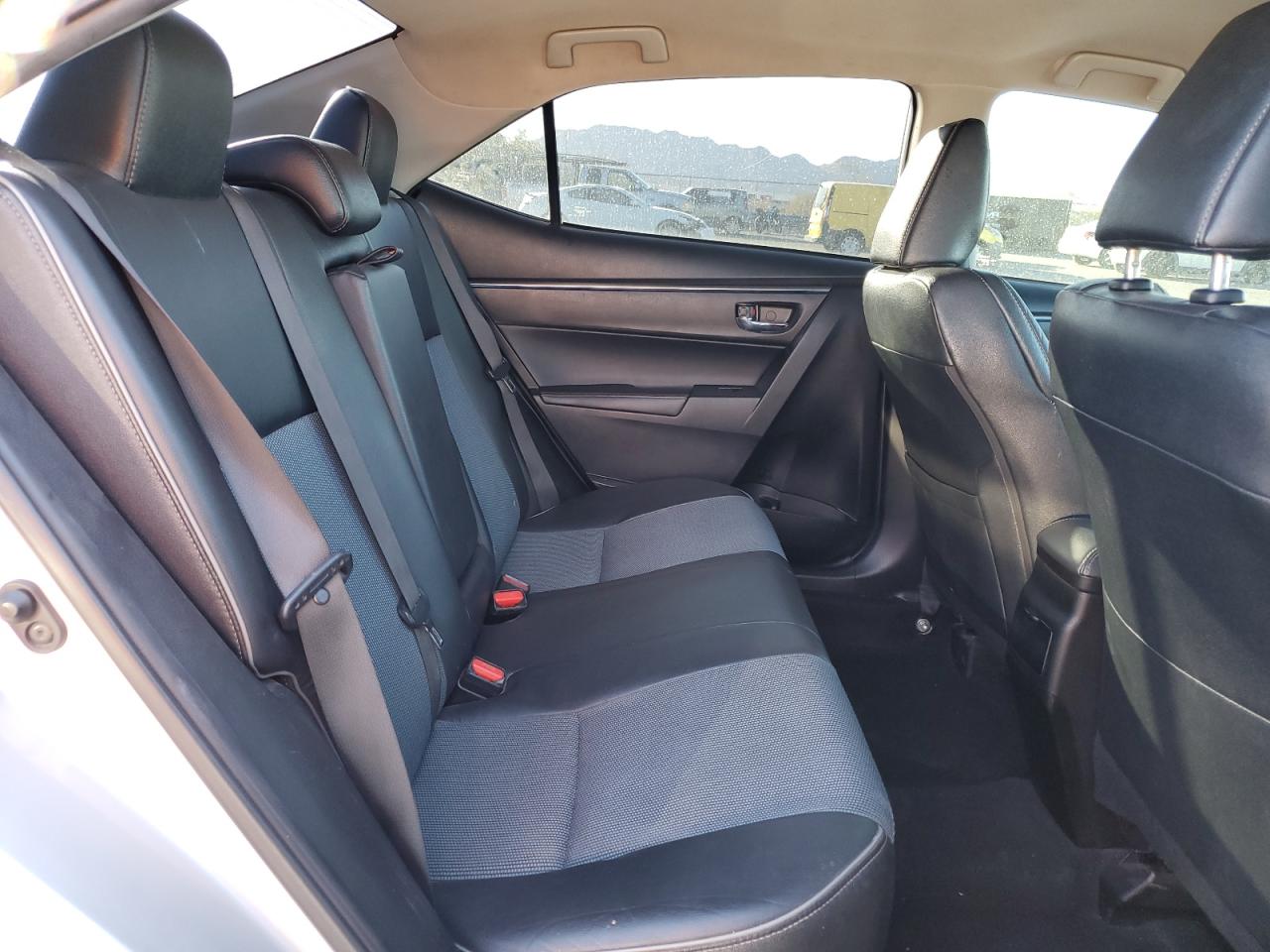 2015 Toyota Corolla - Image 10