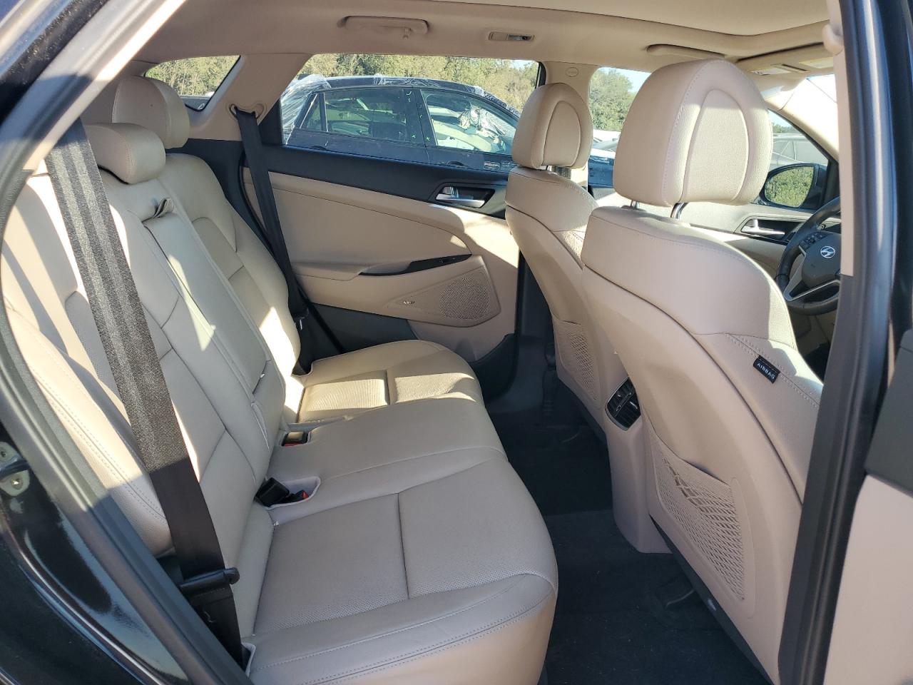 2017 Hyundai Tucson - Image 11