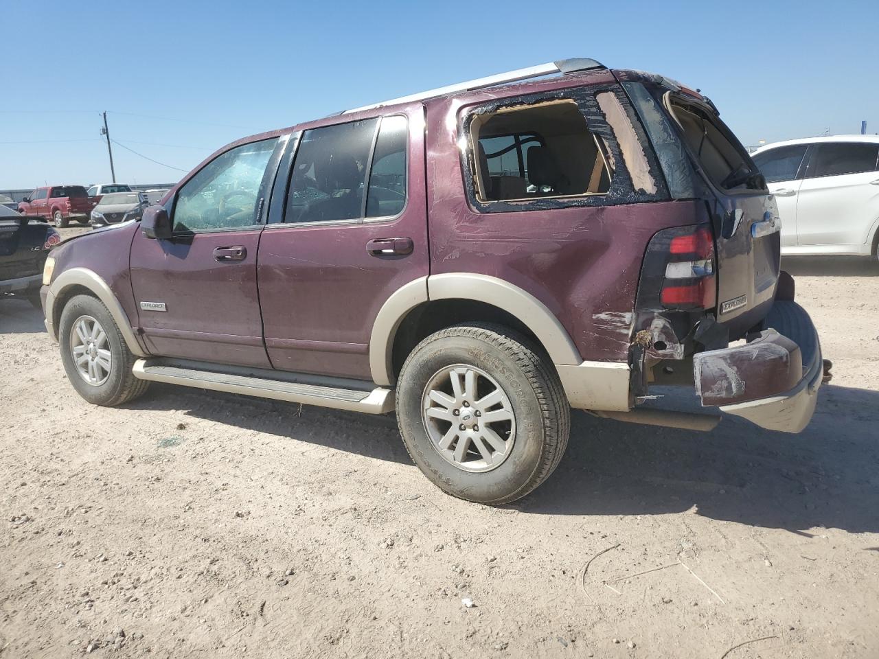 2006 Ford Explorer - Image 2