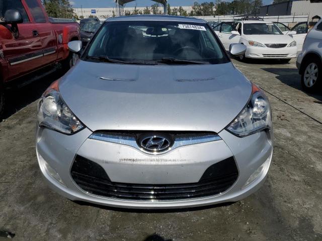  HYUNDAI VELOSTER 2012 Сріблястий