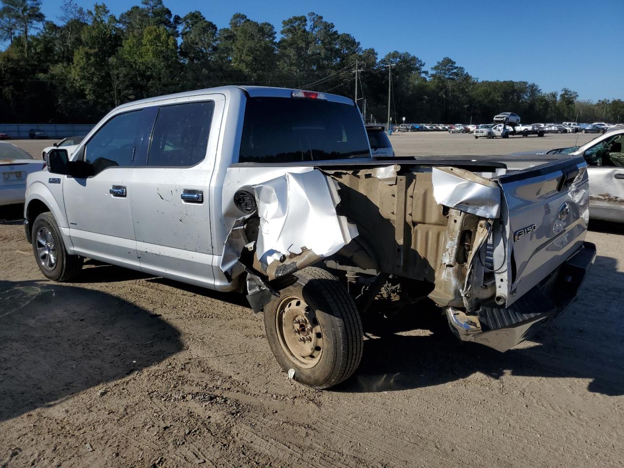 2016 Ford F-150 - Image 2