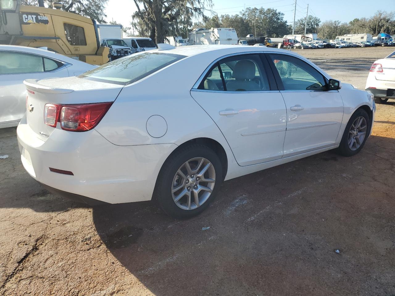 2015 Chevrolet Malibu - Image 3