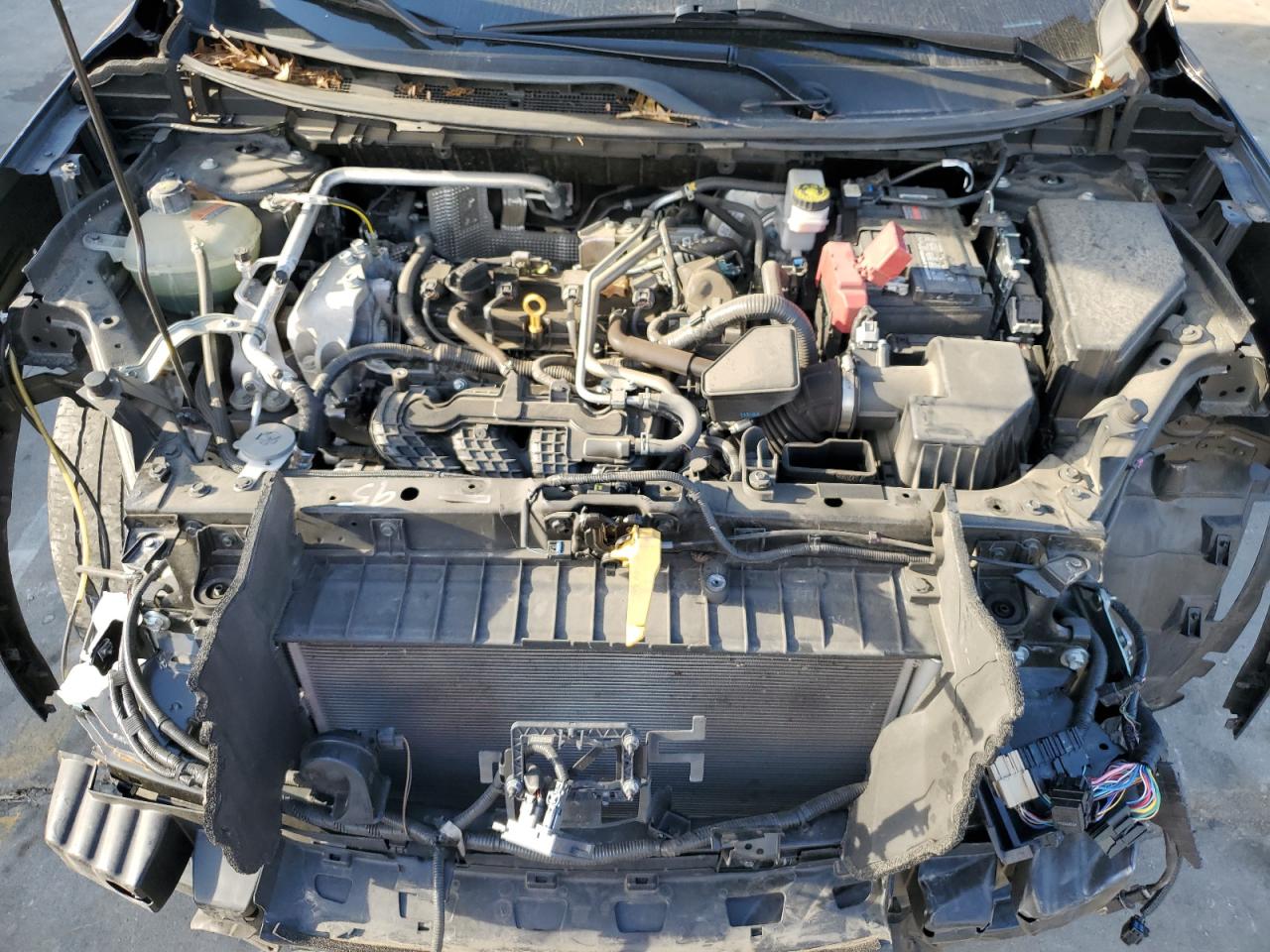 2021 Nissan Rogue - Image 11