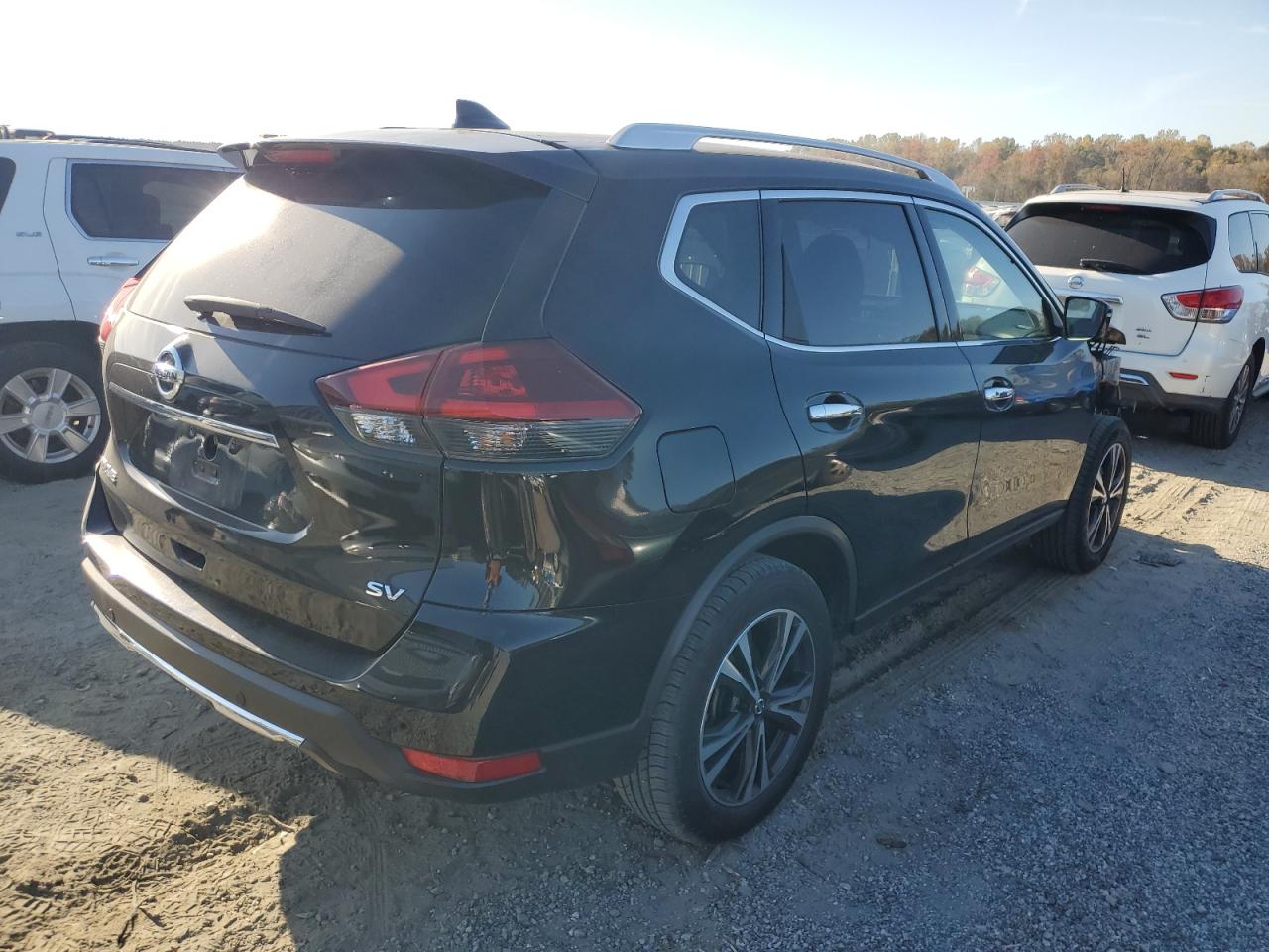 2020 Nissan Rogue - Image 3