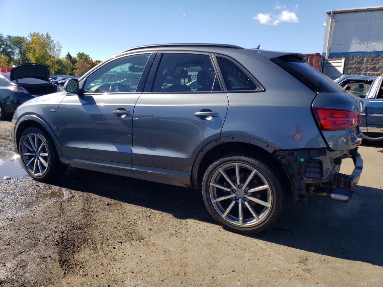 WA1GCCFS2HR002947 2017 Audi Q3 Prestige