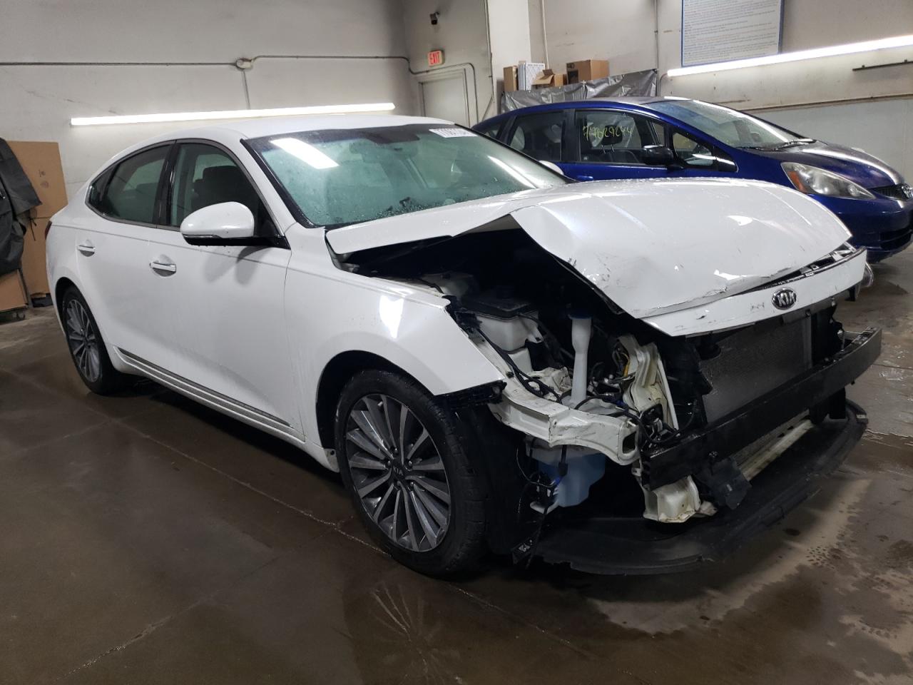 2017 Kia Cadenza Premium VIN: KNALC4J12H5080626 Lot: 77097724