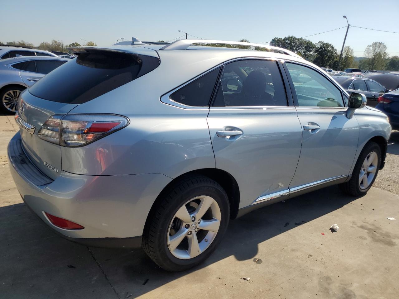 2010 Lexus RX - Image 3