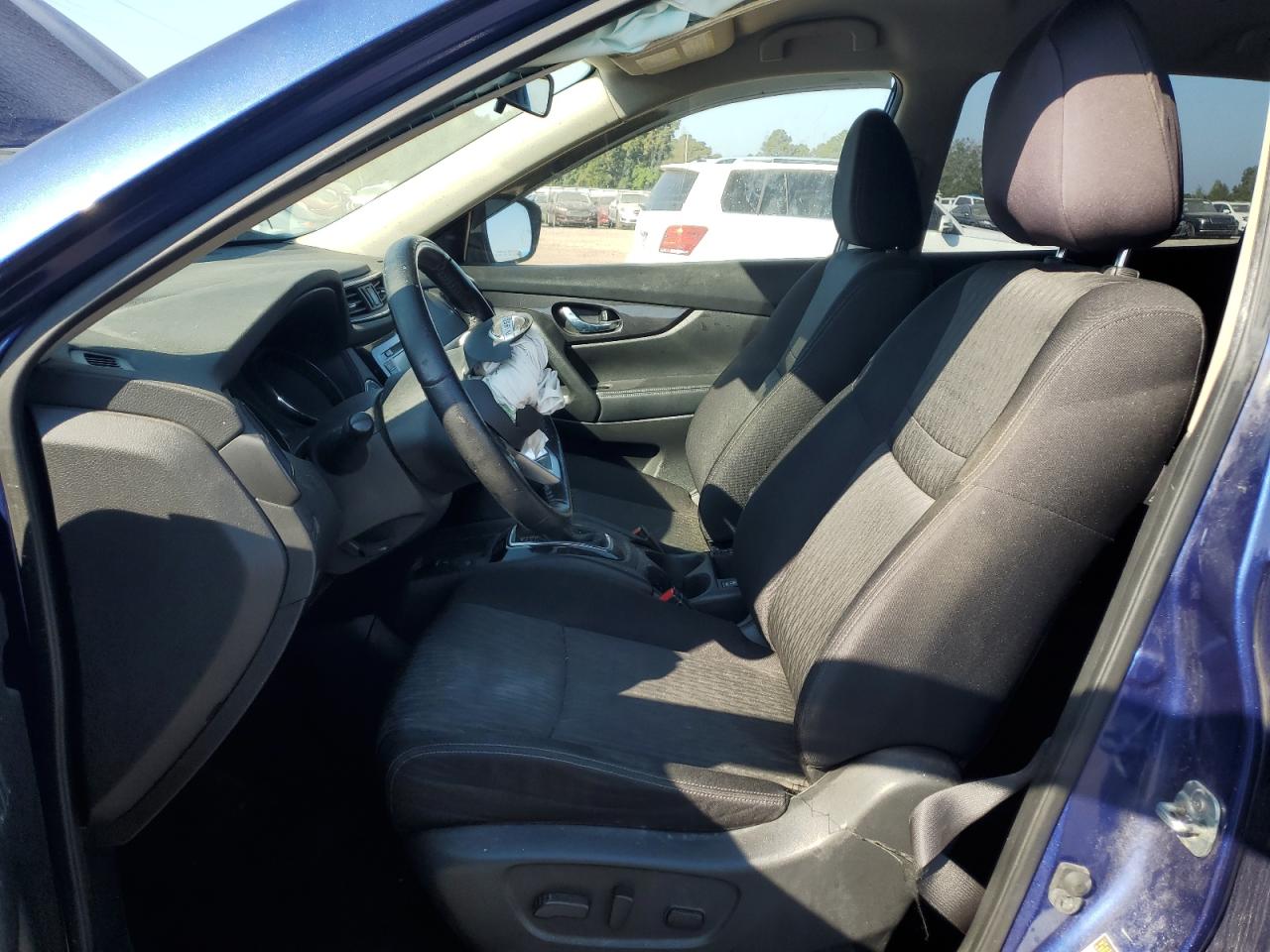 2020 Nissan Rogue - Image 7